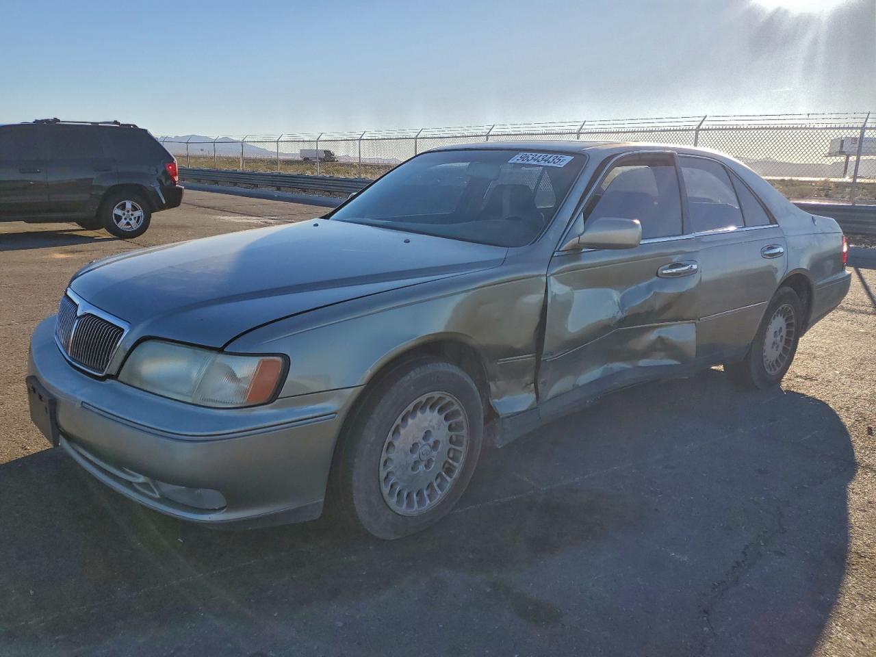 1997 Infiniti Q45 Base