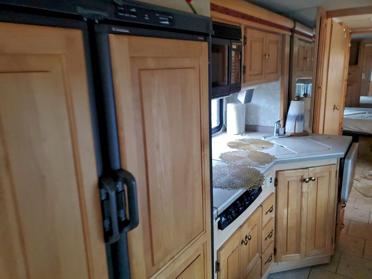 2003 Freightliner Chassis X Line Motor Home VIN: 4UZAAHAK13CM12040 Lot: 94695475