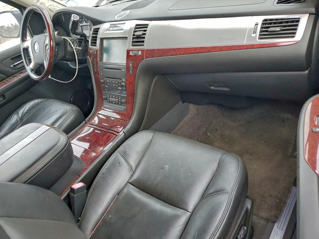 2009 Cadillac Escalade Esv VIN: 1GYFK16249R182470 Lot: 94941835