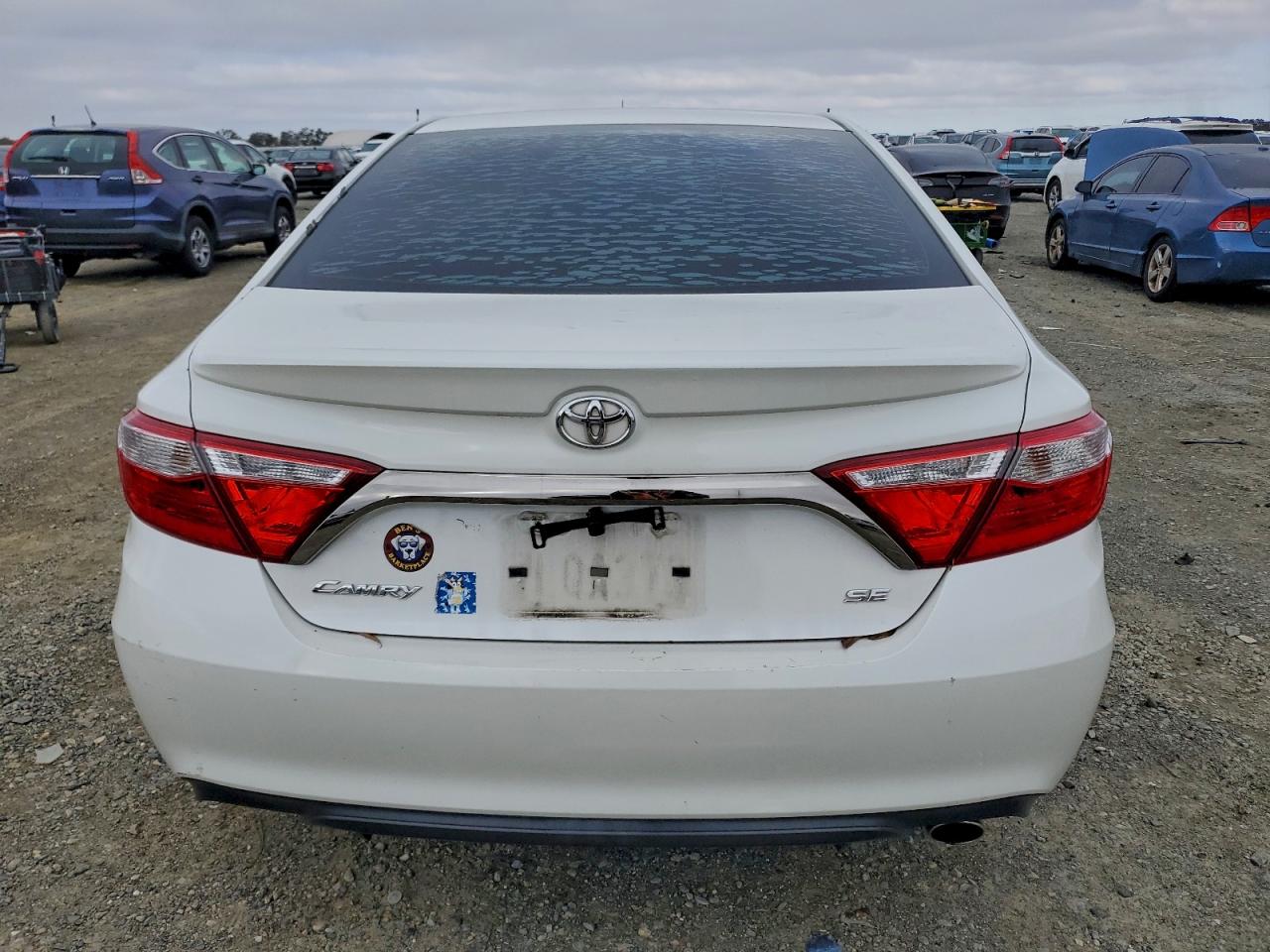 2015 Toyota Camry Le VIN: 4T1BF1FK1FU068987 Lot: 94703975