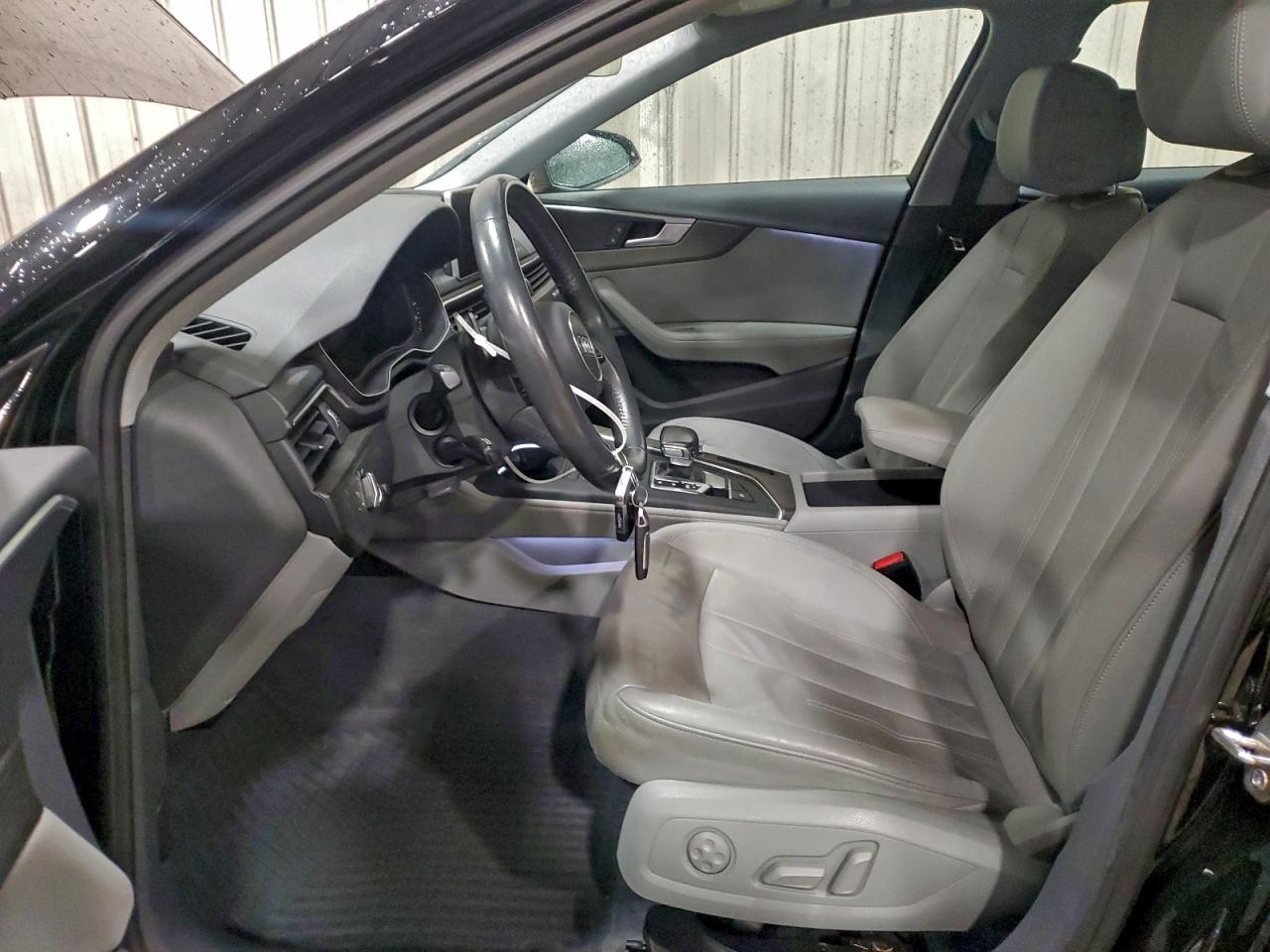 2019 Audi A4 Premium Plus VIN: WAUENAF40KA070700 Lot: 95630735