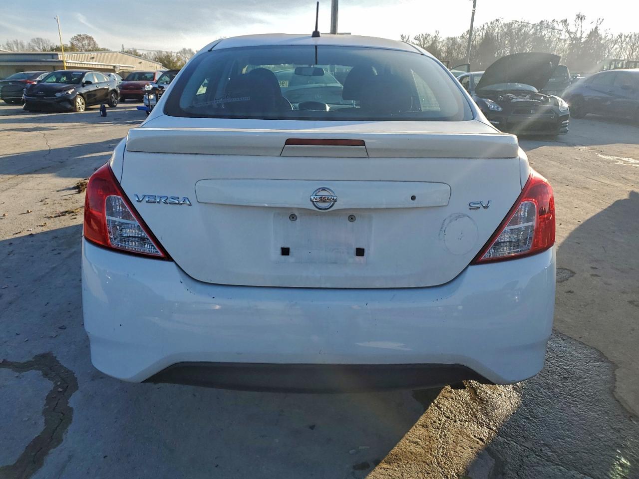 2018 Nissan Versa S VIN: 3N1CN7APXJL833847 Lot: 95676525