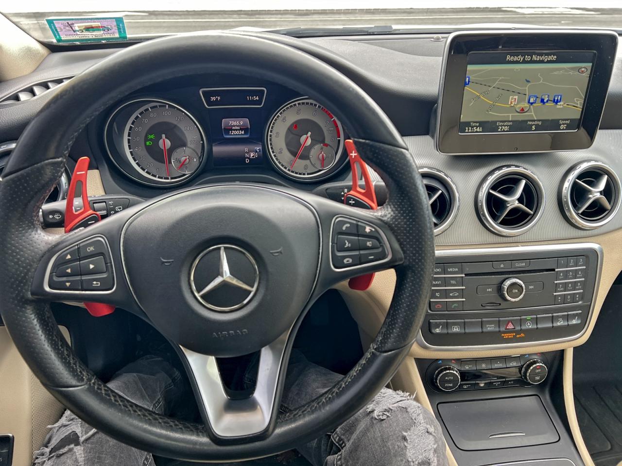 Фото: WDCTG4GB8HJ354453