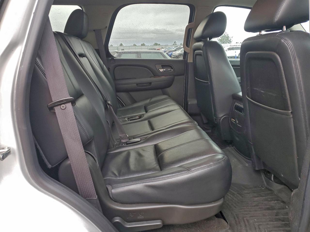 2014 Chevrolet Tahoe K1500 Lt VIN: 1GNSKBE02ER165579 Lot: 95806195