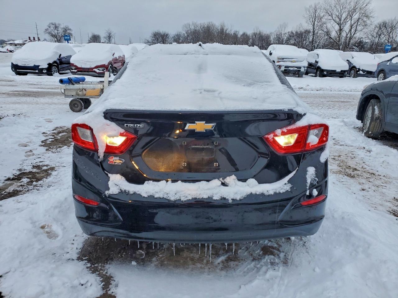 2018 Chevrolet Cruze Ls VIN: 1G1BC5SM2J7158225 Lot: 94747625