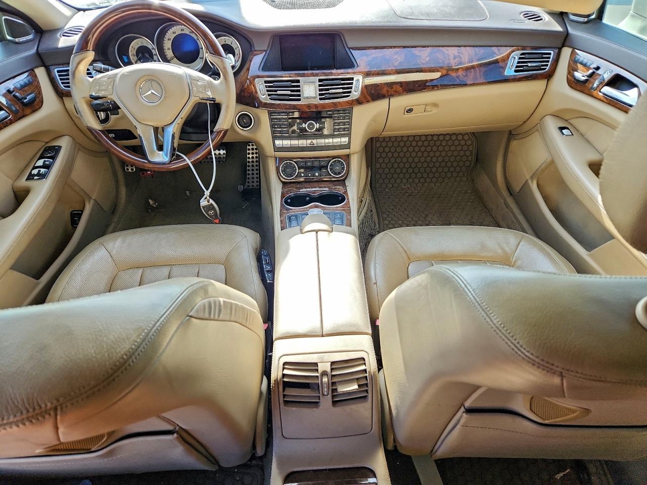 Фото: WDDLJ7DB1CA019126