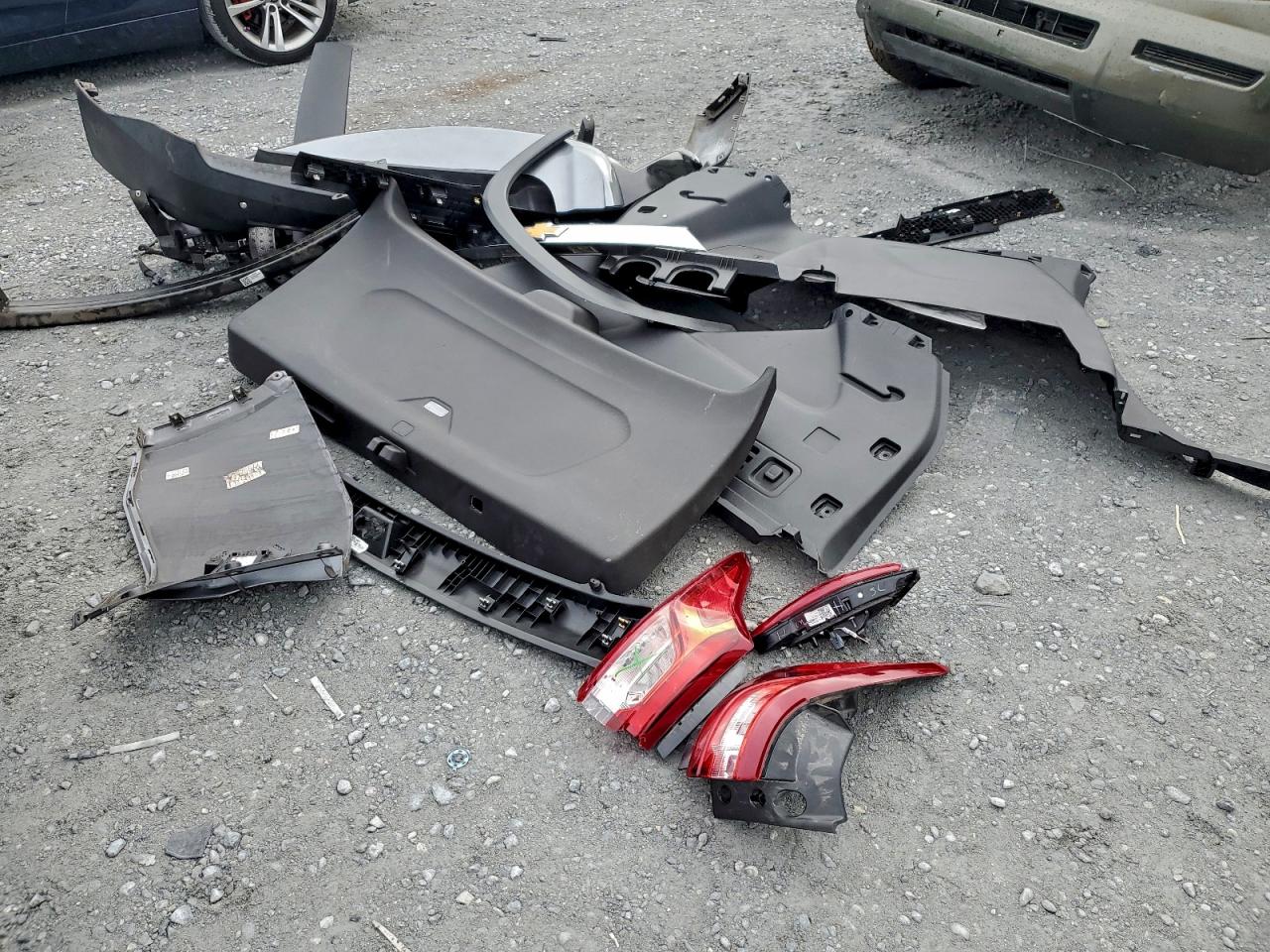 2021 Chevrolet Traverse Lt VIN: 1GNERGKWXMJ141865 Lot: 94240175