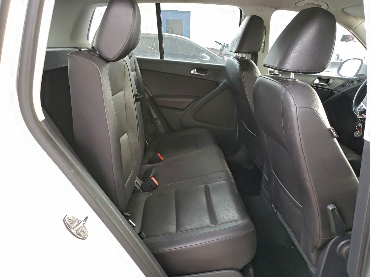 2017 Volkswagen Tiguan S VIN: WVGAV7AXXHK027275 Lot: 96026145