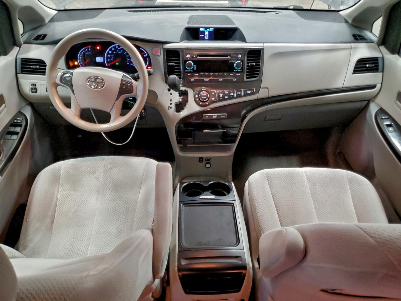 2014 Toyota Sienna Le VIN: 5TDKK3DC9ES434026 Lot: 96868205