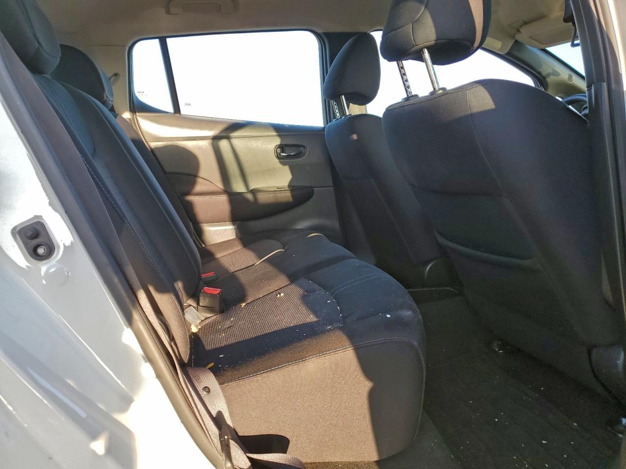 2018 Nissan Leaf S VIN: 1N4AZ1CP5JC300583 Lot: 94163415