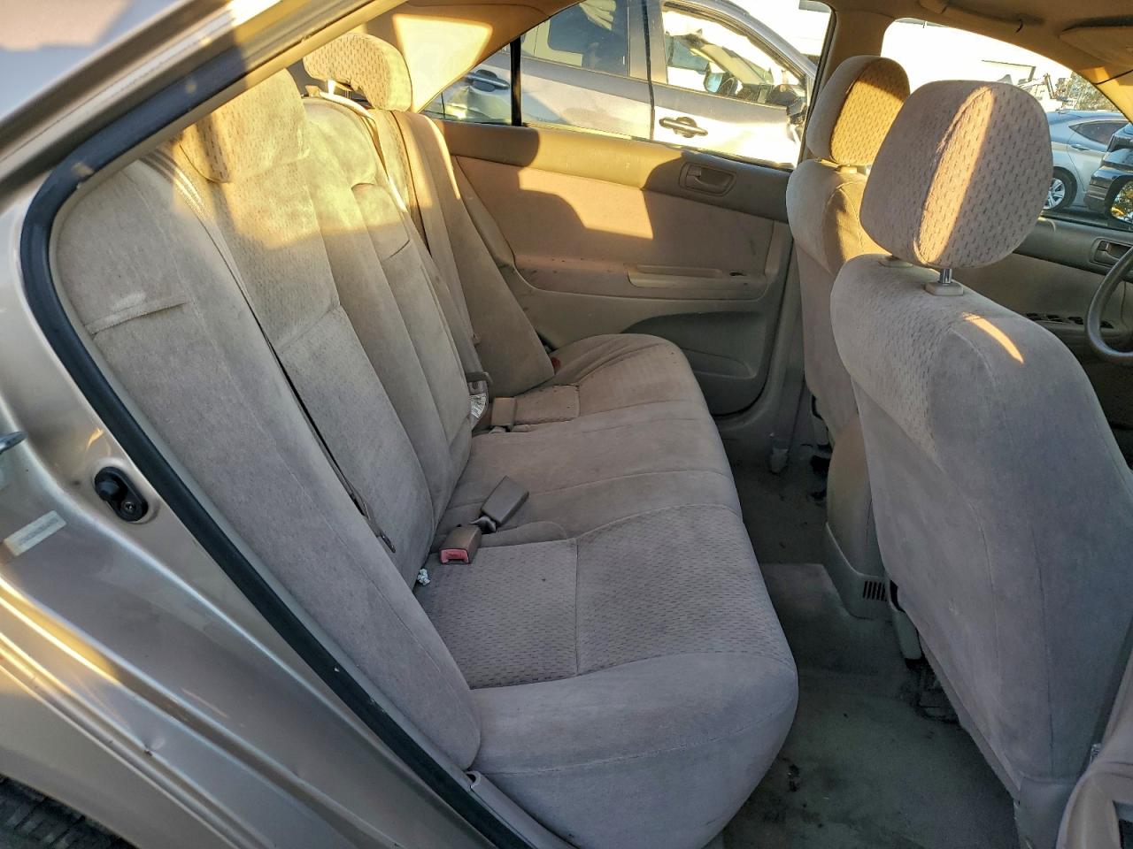 2003 Toyota Camry Le VIN: JTDBE32K630140973 Lot: 94810335