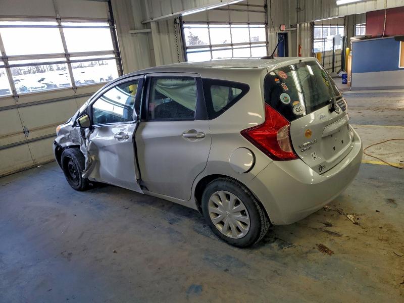  NISSAN VERSA 2016 Серебристый