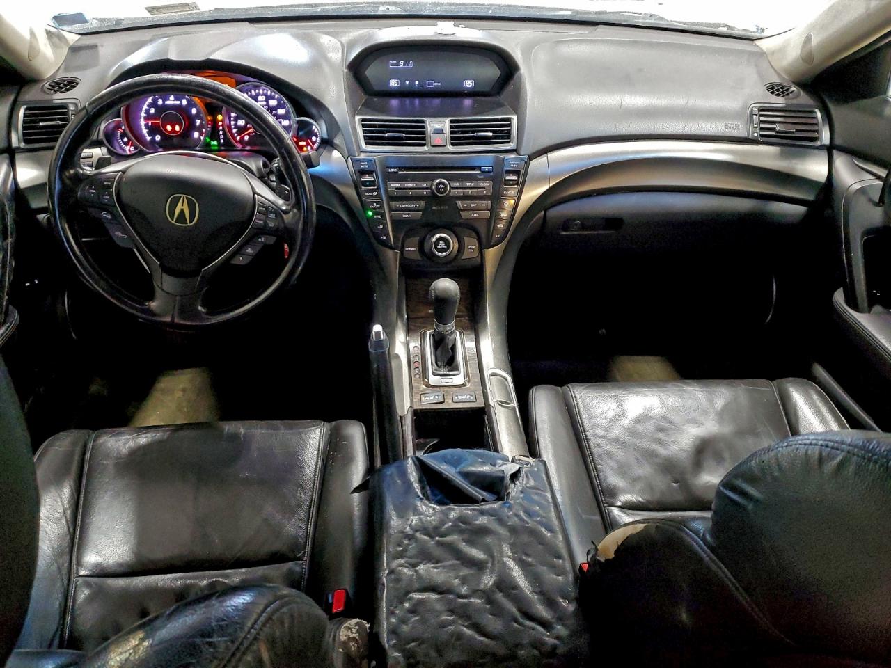 Фото: 19UUA8F24CA009838