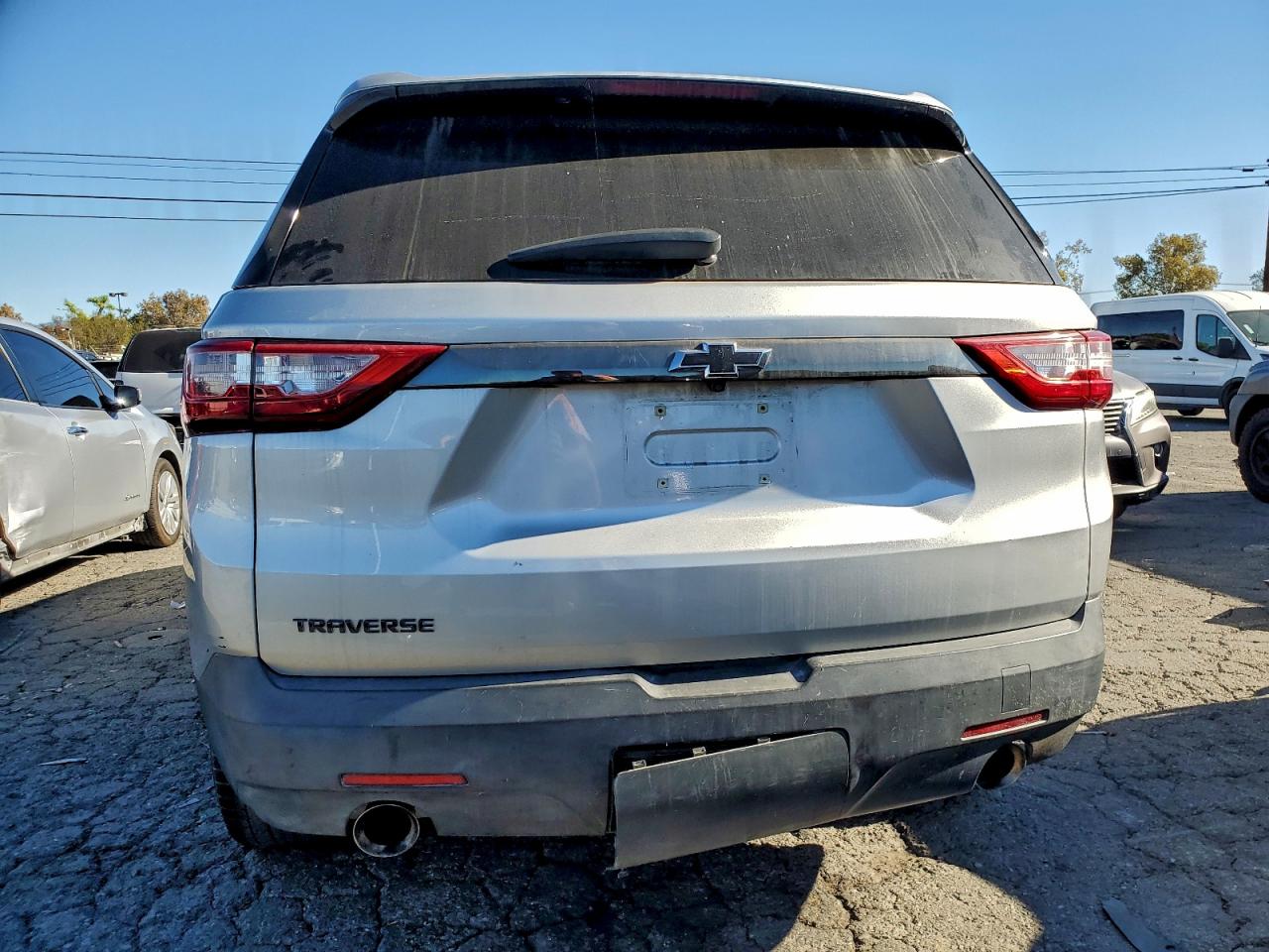 2018 Chevrolet Traverse Ls VIN: 1GNERFKW7JJ252797 Lot: 95700765