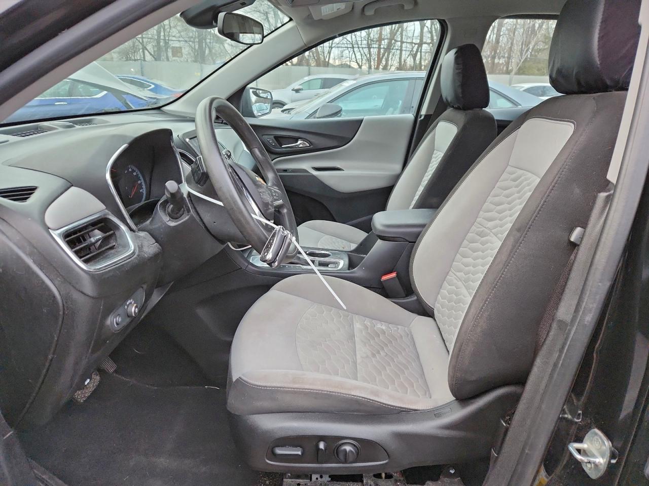 2020 Chevrolet Equinox Ls VIN: 2GNAXHEV3L6186090 Lot: 95897855