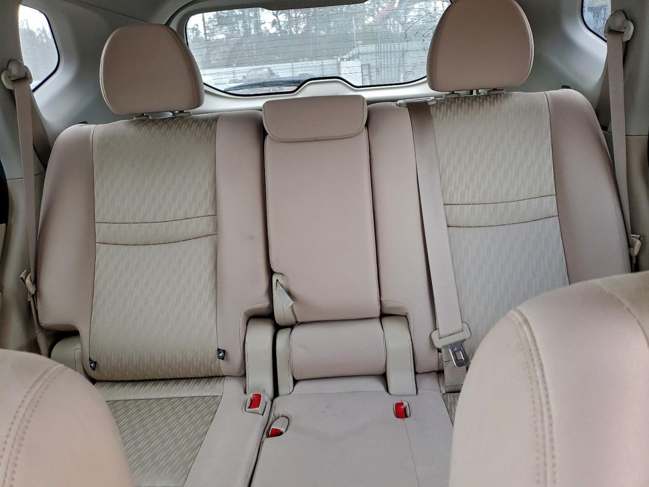 2018 Nissan Rogue S VIN: KNMAT2MT6JP527691 Lot: 95917155