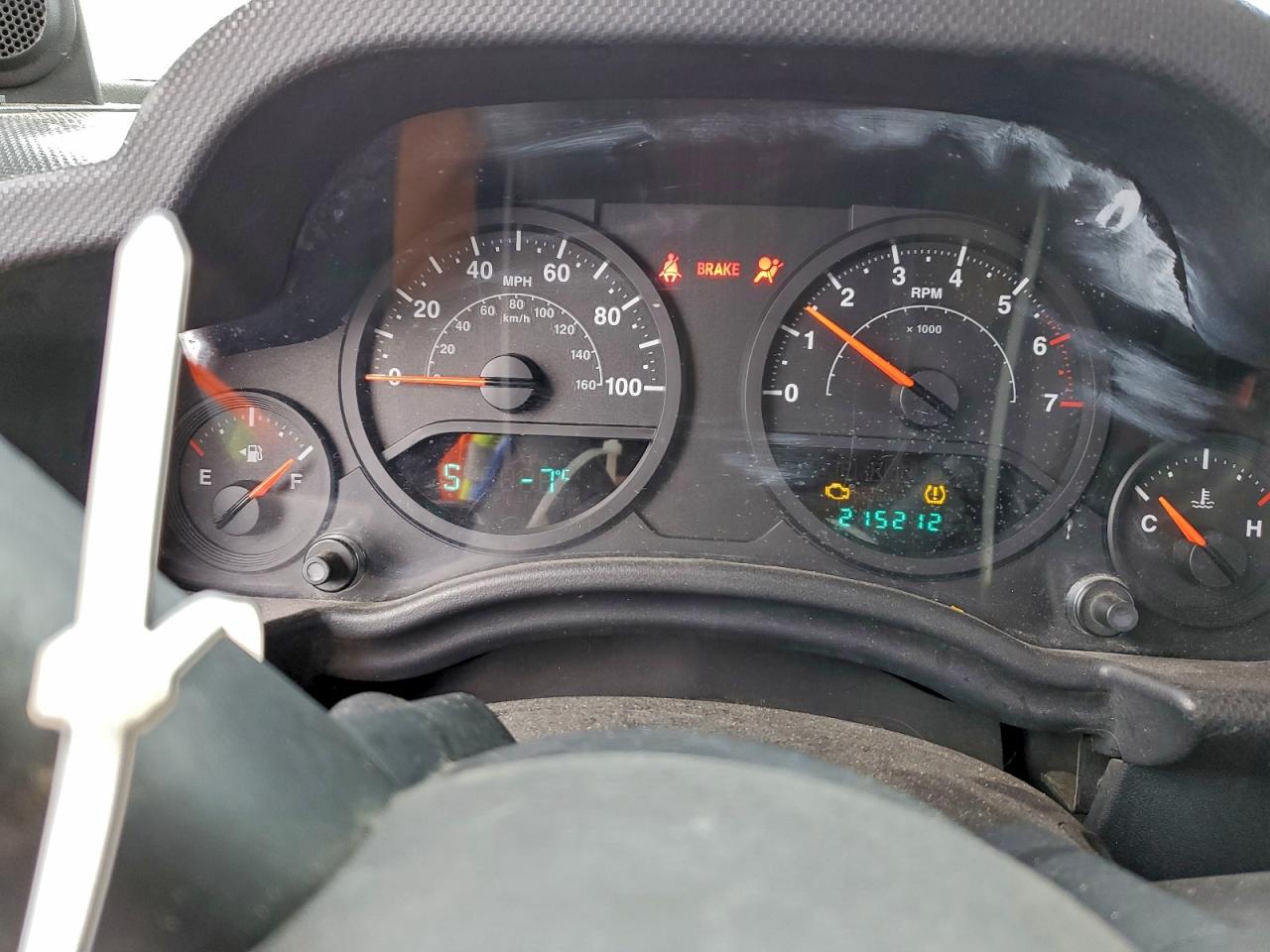 2008 Jeep Wrangler X VIN: 1J4FA24178L566814 Lot: 93135925