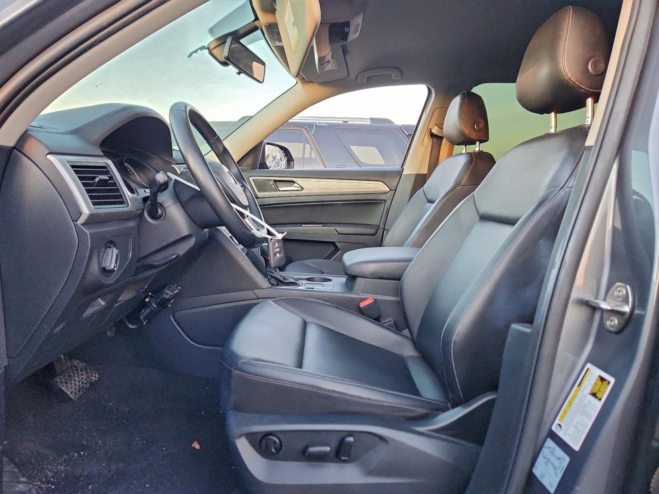 2019 Volkswagen Atlas Se VIN: 1V2DR2CA6KC594648 Lot: 96090475