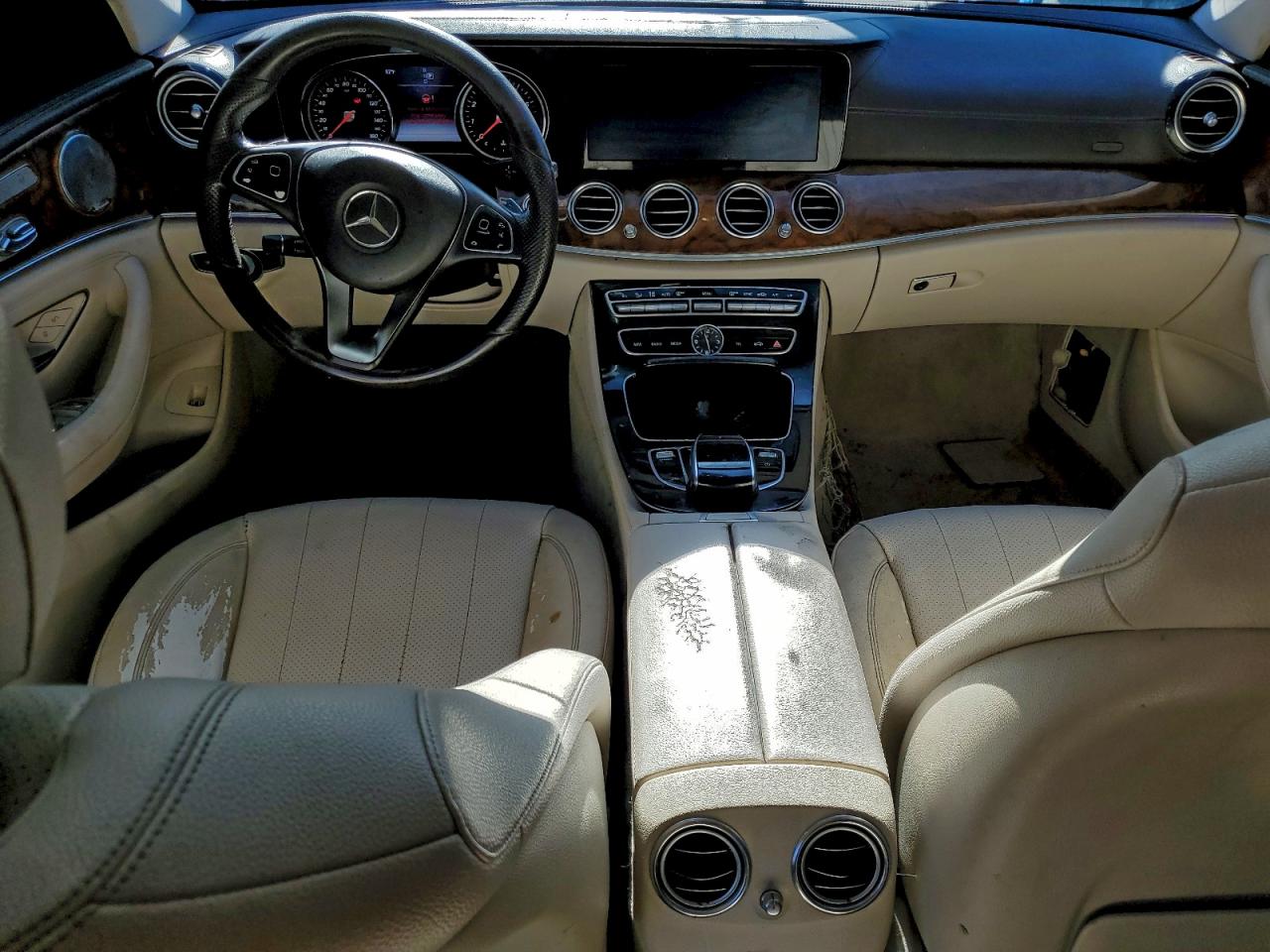 2017 Mercedes-Benz E 300 VIN: WDDZF4JB2HA068700 Lot: 95176955