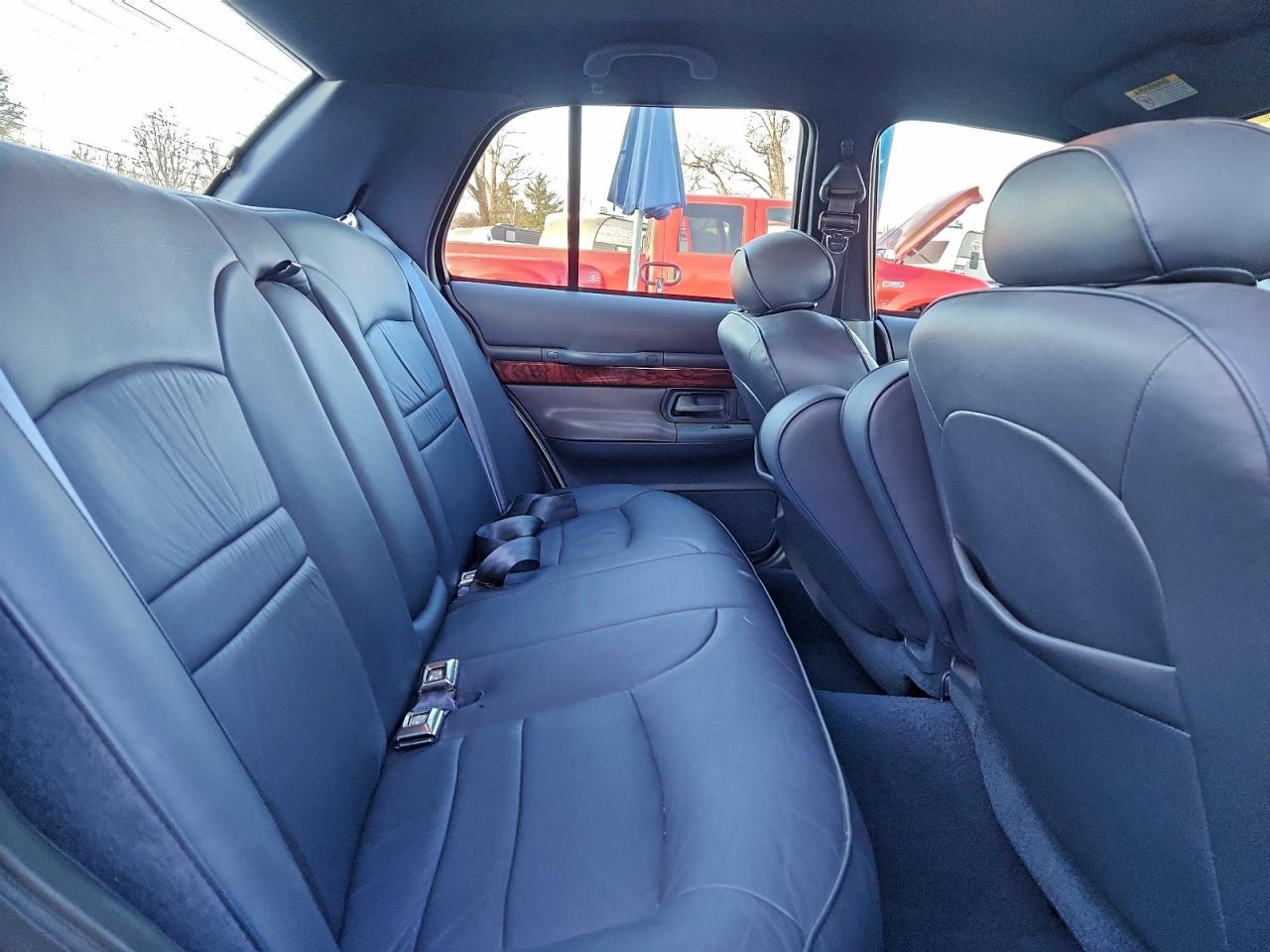 2000 Mercury Grand Marquis Ls VIN: 2MEFM75W1YX666235 Lot: 94965285