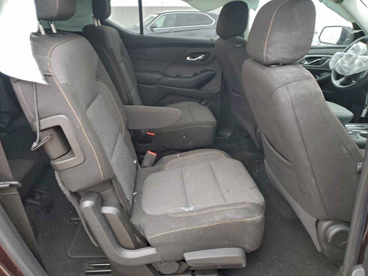 2018 Chevrolet Traverse Lt VIN: 1GNERGKW9JJ131100 Lot: 97776185