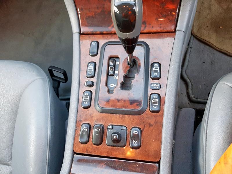 2000 MERCEDES-BENZ E CLASS E240 ELEGANCE 4DR TIP AUTO [2.6]