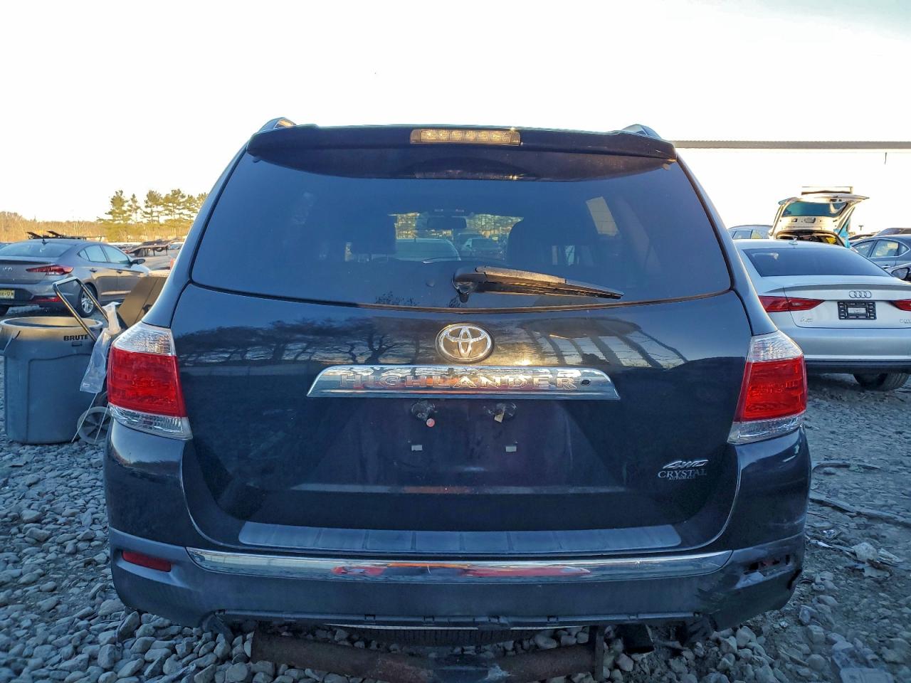 2013 Toyota Highlander Base VIN: 5TDBK3EH3DS275111 Lot: 96495245