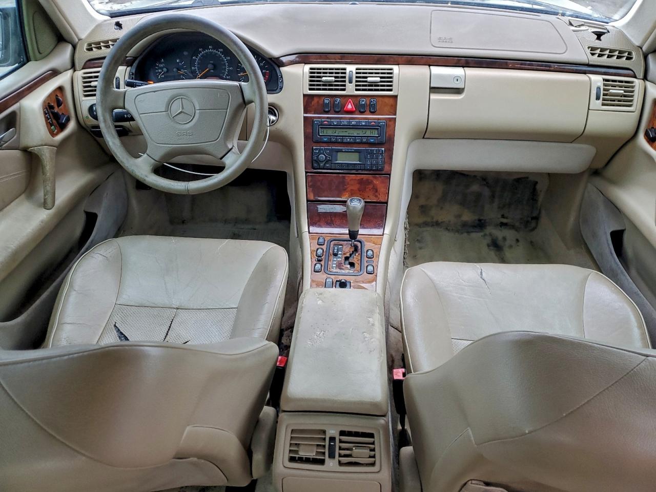 1999 Mercedes-Benz E 320 VIN: WDBJF65H3XA891084 Lot: 95907385