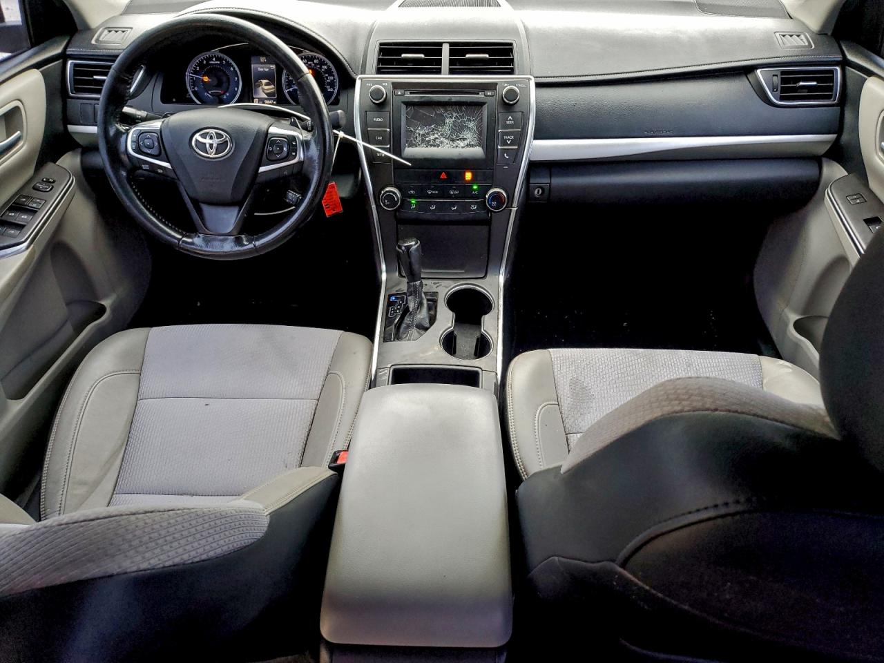 2016 Toyota Camry Le VIN: 4T1BF1FK5GU197218 Lot: 95109235