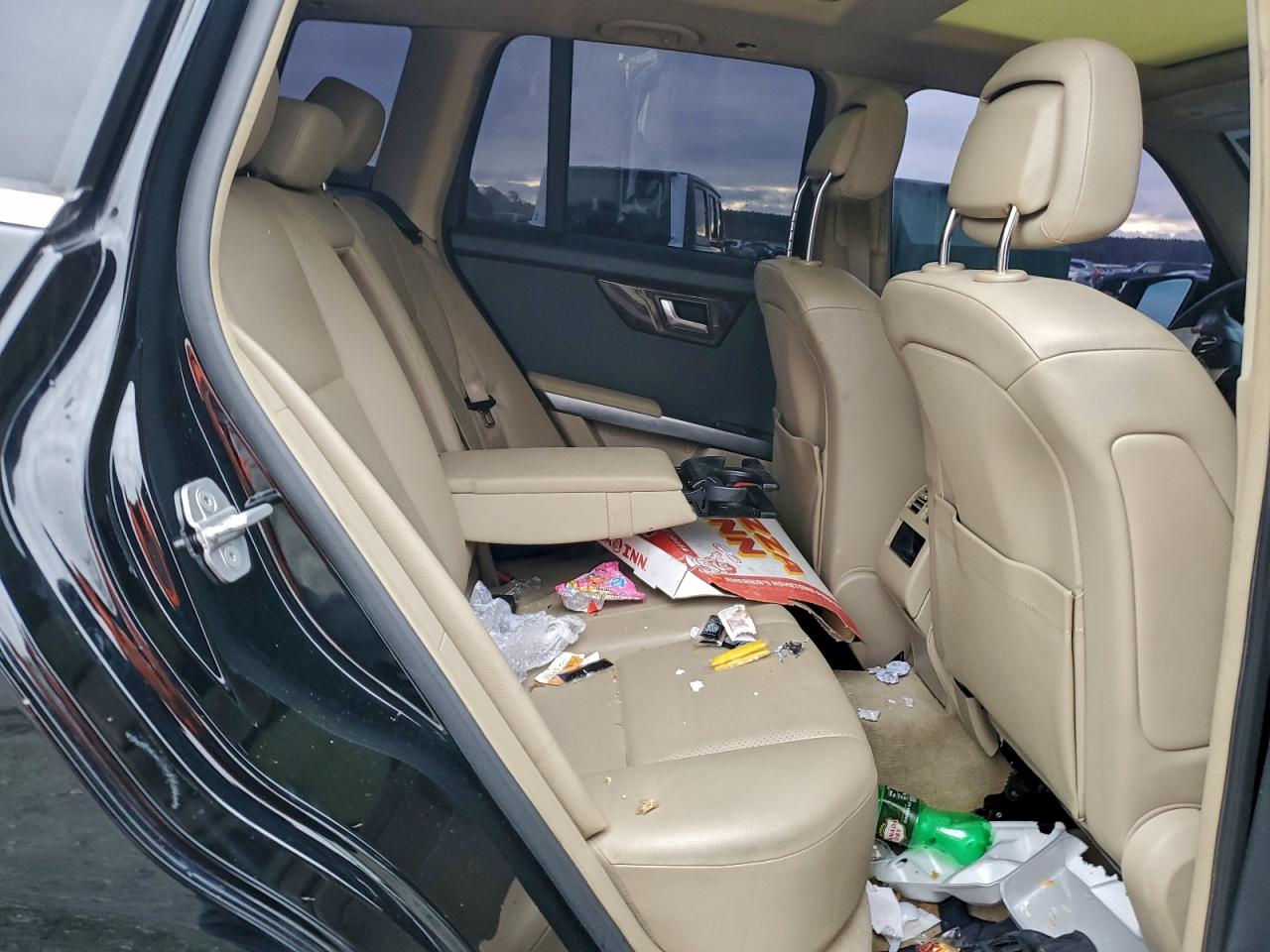 Фото: WDCGG8HB3CF930422