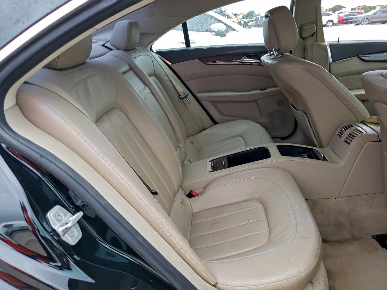 Фото: WDDLJ7DBXCA015429