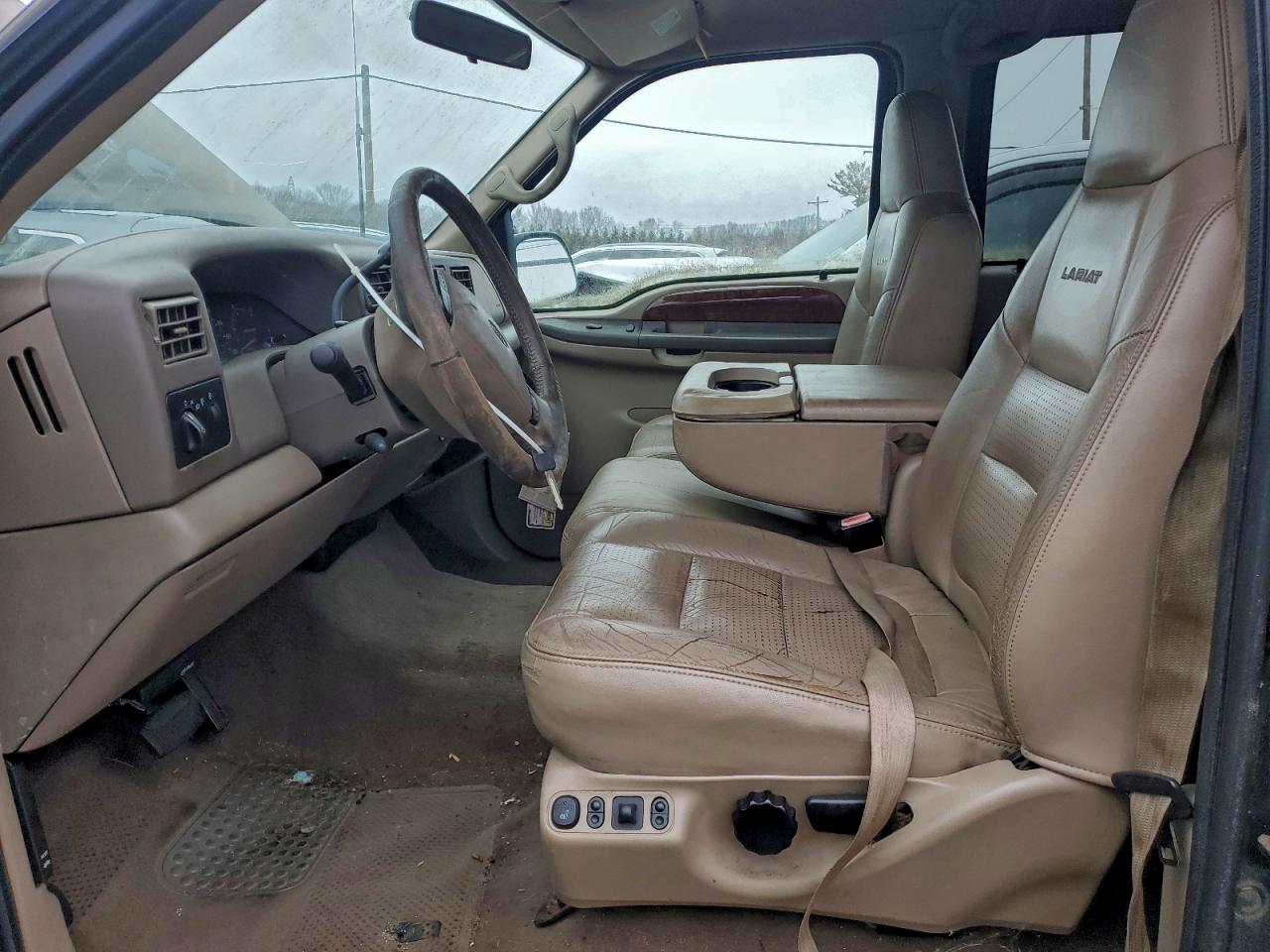 2001 Ford F250 Super Duty VIN: 1FTNW21F41EB84415 Lot: 96228505