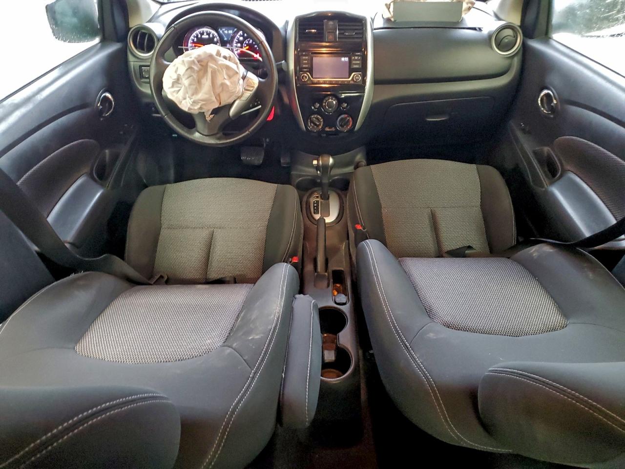 2017 Nissan Versa S VIN: 3N1CN7APXHL810692 Lot: 94763135