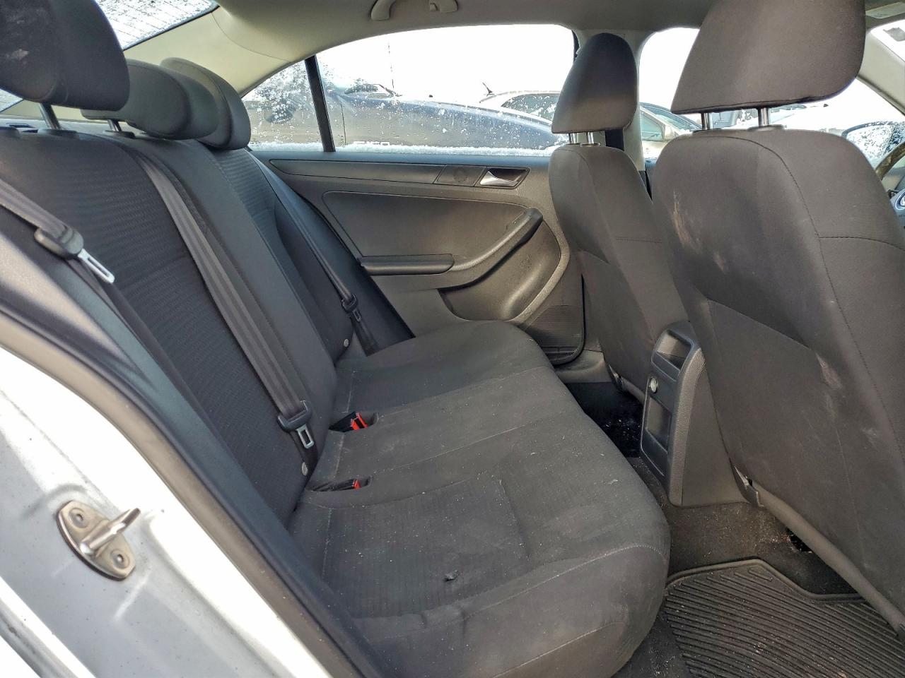 2015 Volkswagen Jetta Base VIN: 3VW2K7AJ1FM280811 Lot: 95680385