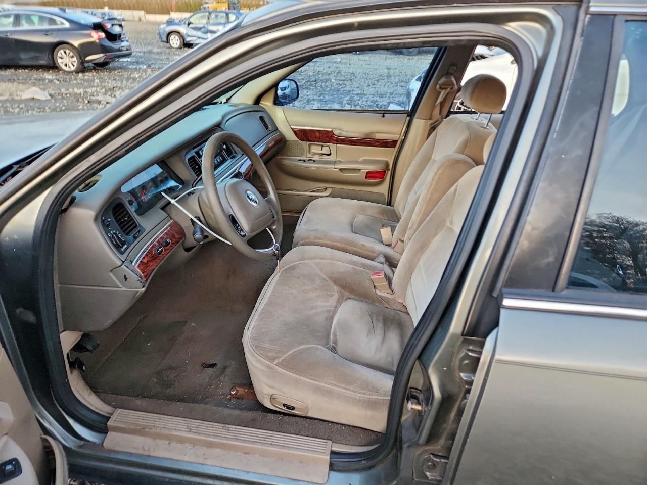 2002 Mercury Grand Marquis Gs VIN: 2MEFM74W42X650412 Lot: 93429925