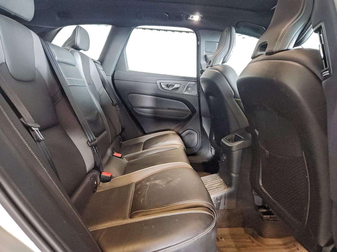 2021 Volvo Xc60 T8 Recharge R-Design VIN: YV4BR0DMXM1698254 Lot: 96306565