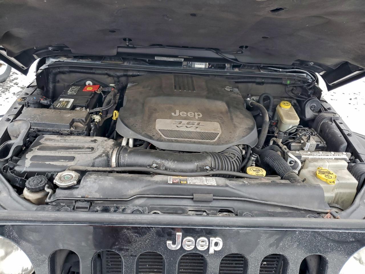 2013 Jeep Wrangler Unlimited Sahara VIN: 1C4BJWEG3DL672993 Lot: 94030445