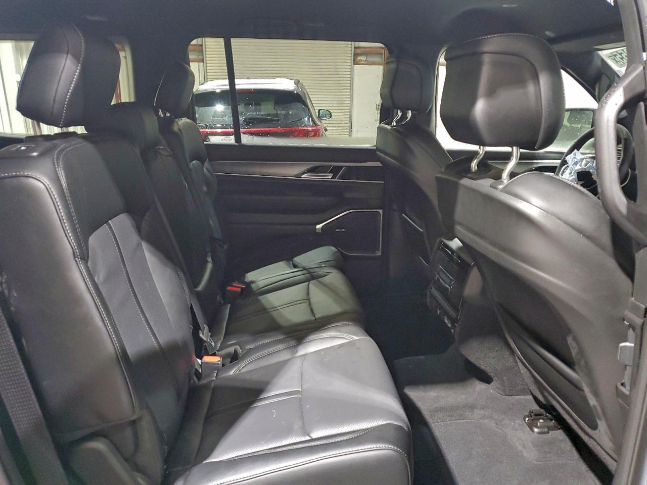 2025 Jeep Wagoneer Series Ii VIN: 1C4SJVBP9SS530889 Lot: 94097255