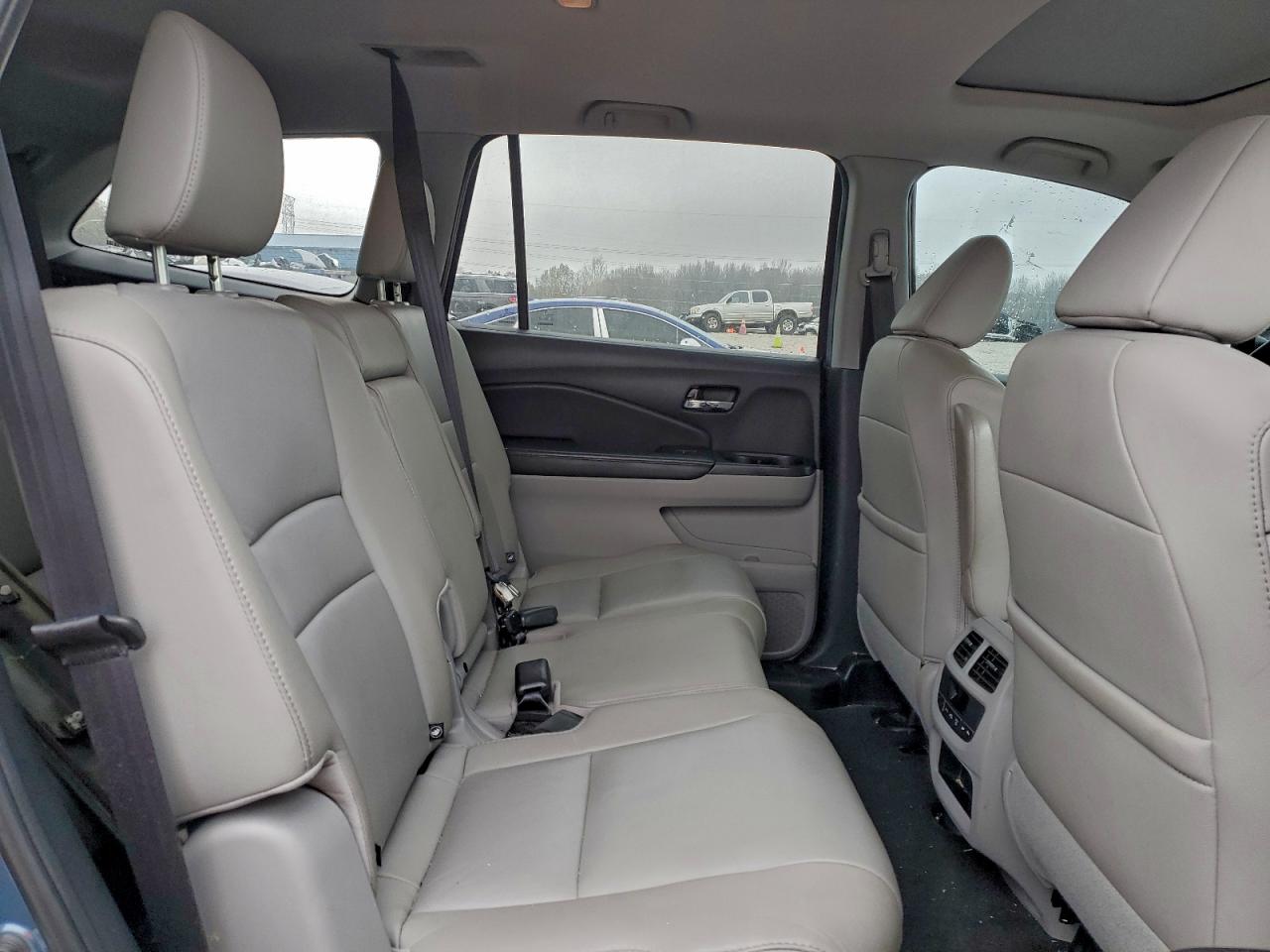 2016 Honda Pilot Exl VIN: 5FNYF6H52GB067263 Lot: 95451565