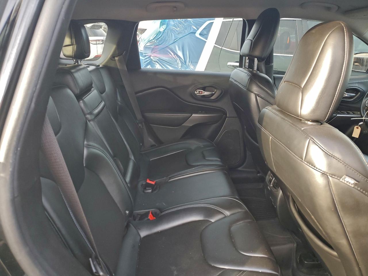 2019 Jeep Cherokee Latitude Plus VIN: 1C4PJMLB7KD181304 Lot: 95689605