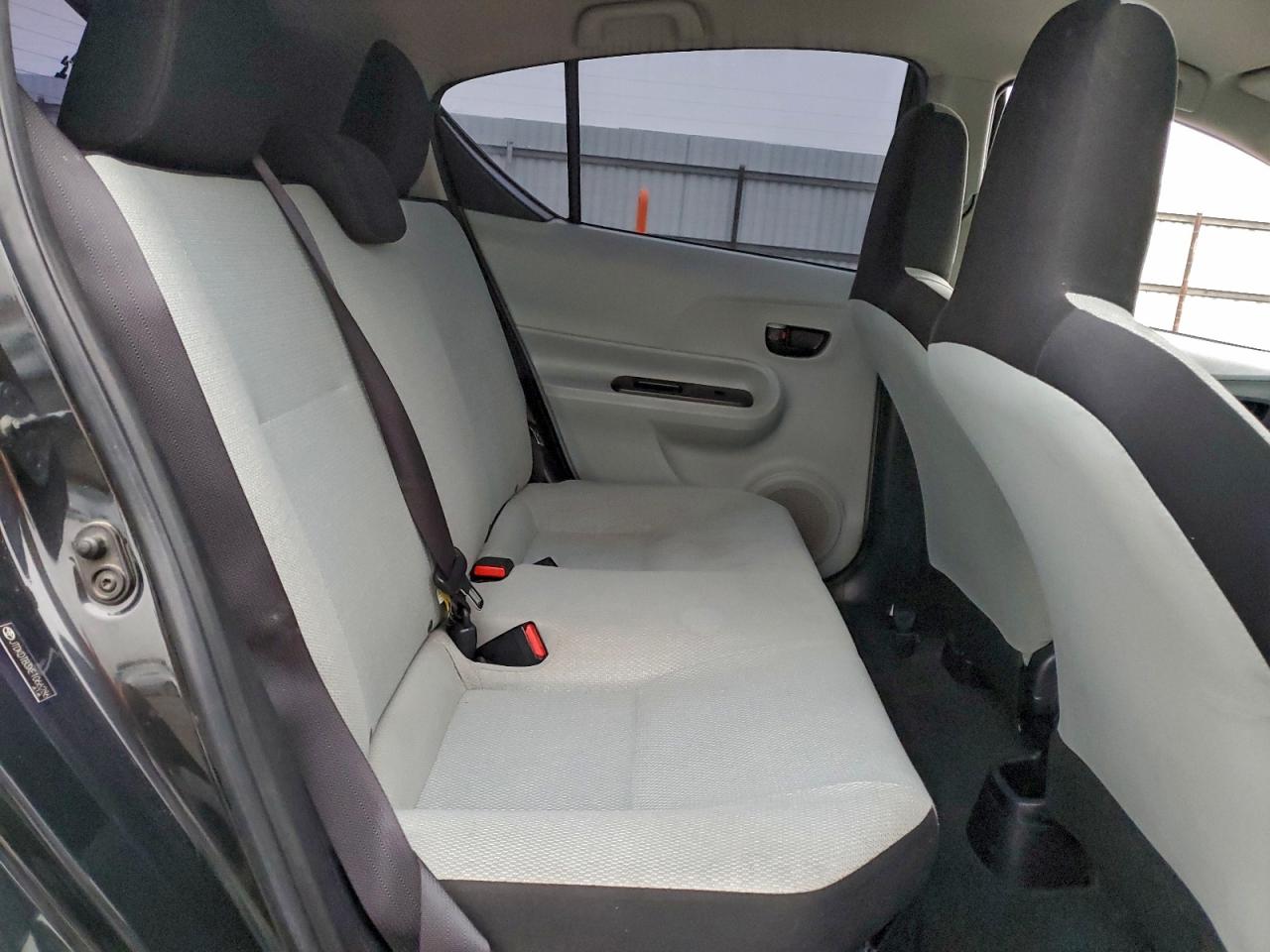 2014 Toyota Prius C VIN: JTDKDTB3XE1066286 Lot: 97164445