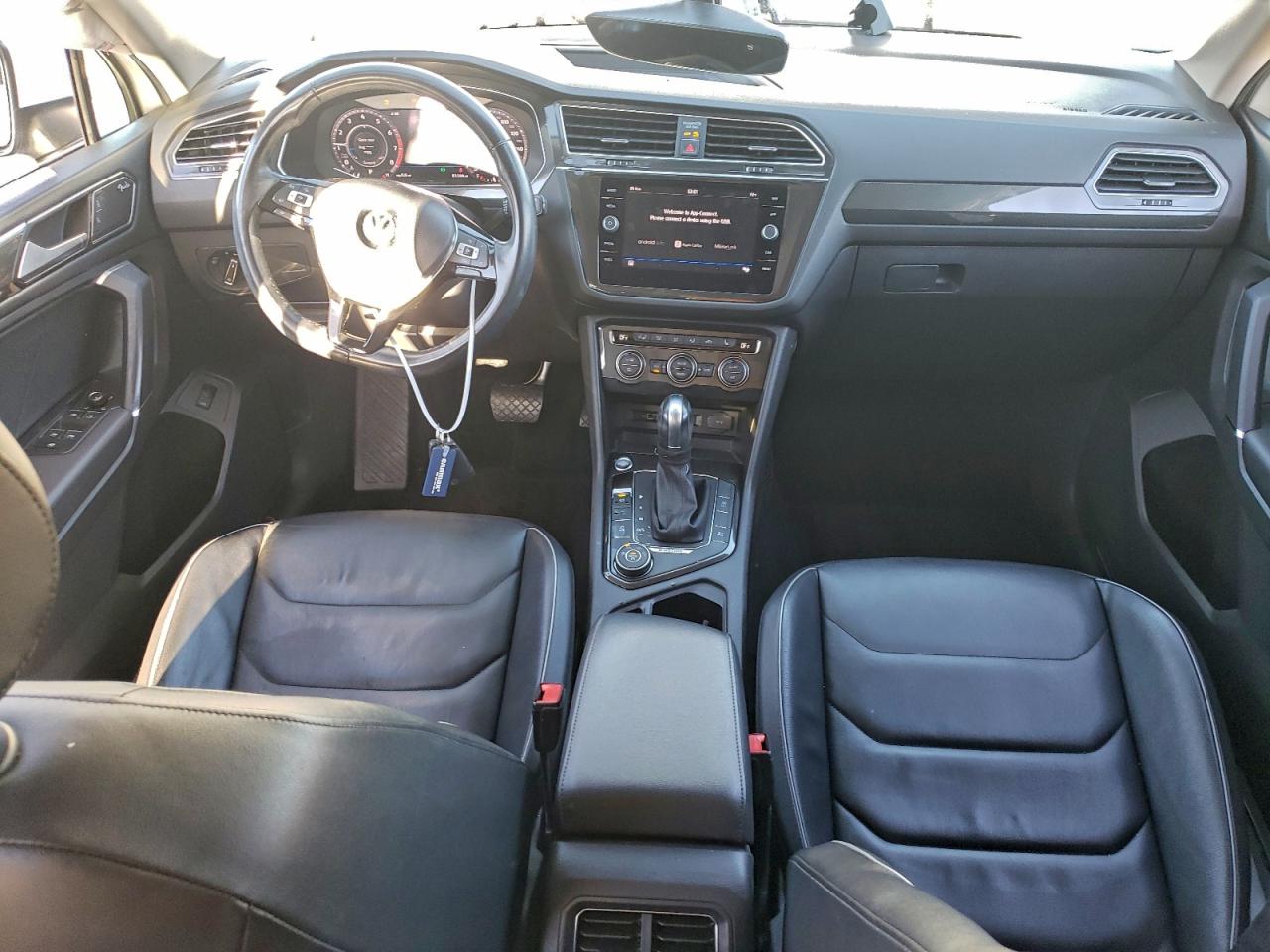 2018 Volkswagen Tiguan Sel Premium VIN: 3VV4B7AX7JM197667 Lot: 93980565