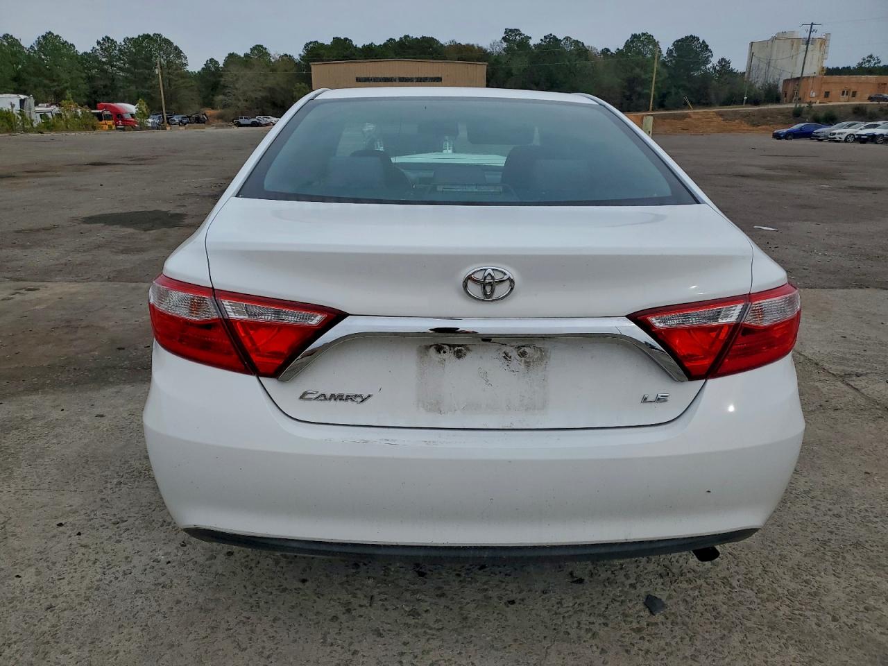 2015 Toyota Camry Le VIN: 4T1BF1FK1FU484313 Lot: 94854225