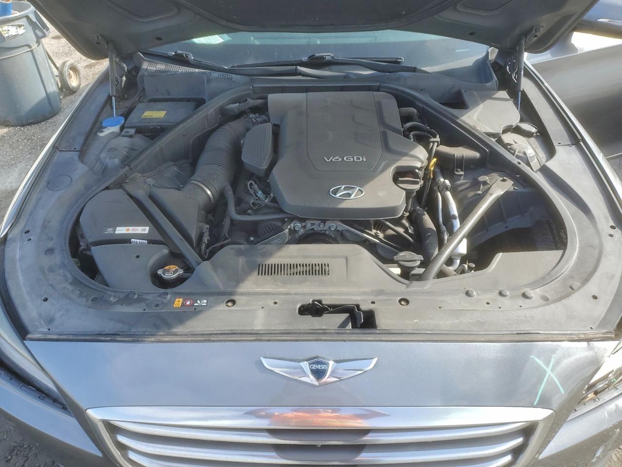 2016 Hyundai Genesis 3.8L VIN: KMHGN4JE0GU106139 Lot: 94450025