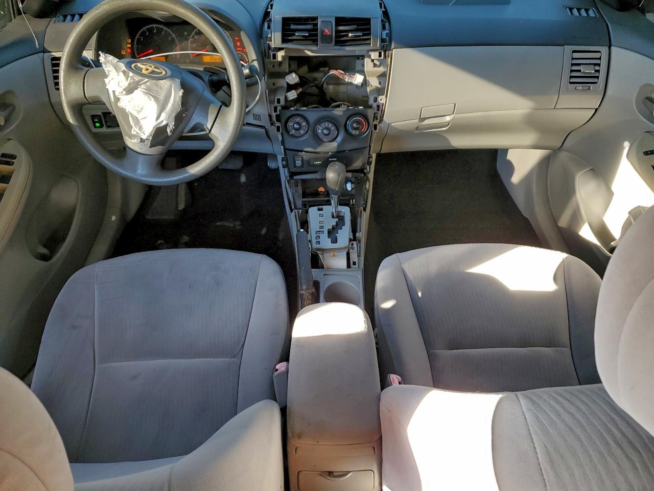 2009 Toyota Corolla Base VIN: JTDBL40E39J046870 Lot: 94277645