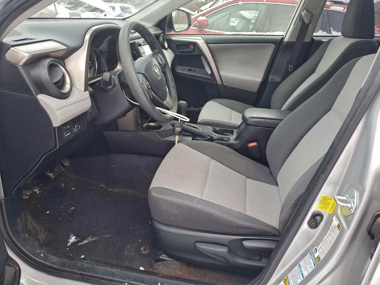 2015 Toyota Rav4 Le VIN: JTMBFREV9FJ036837 Lot: 96140265