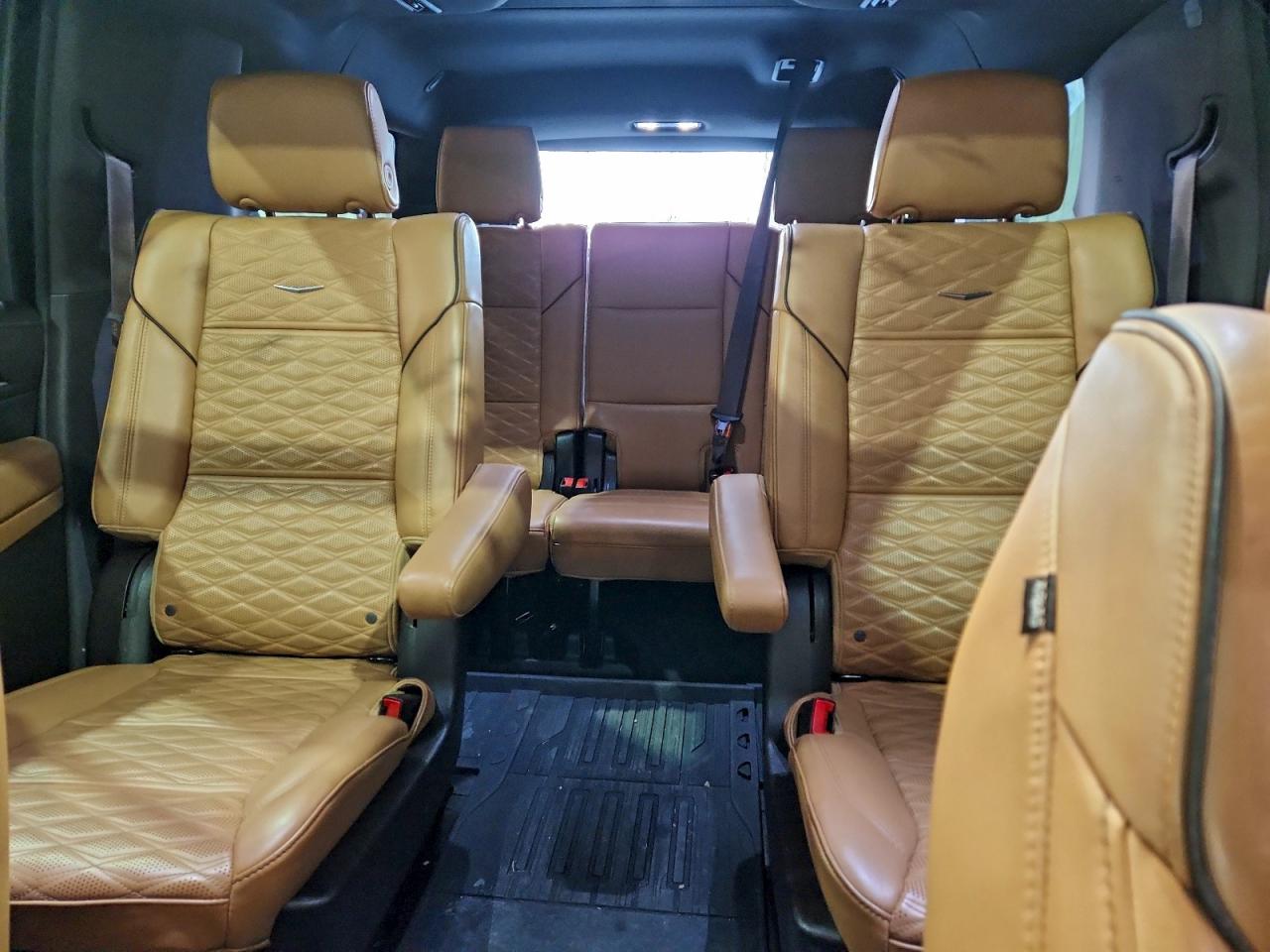 2022 Cadillac Escalade Esv Premium Luxury VIN: 1GYS4KKL7NR317772 Lot: 96146865