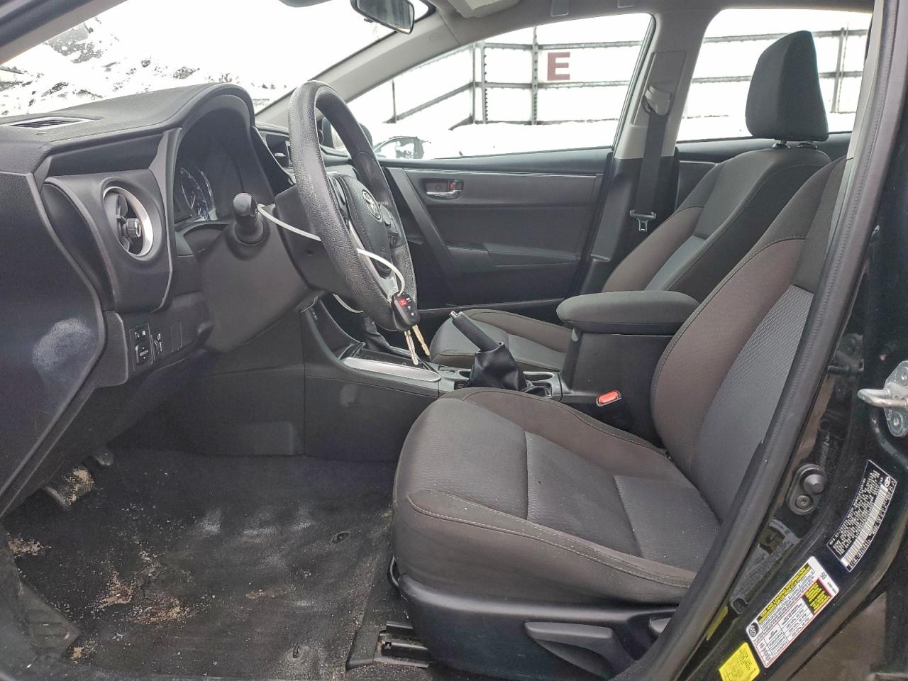 2017 Toyota Corolla L VIN: 5YFBURHE8HP628665 Lot: 94474745