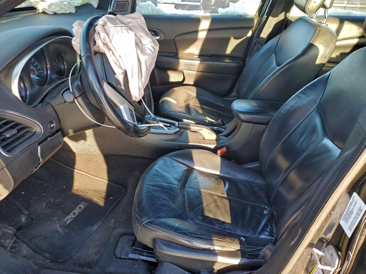 2011 Chrysler 200 Limited VIN: 1C3BC2FB1BN582768 Lot: 94705105