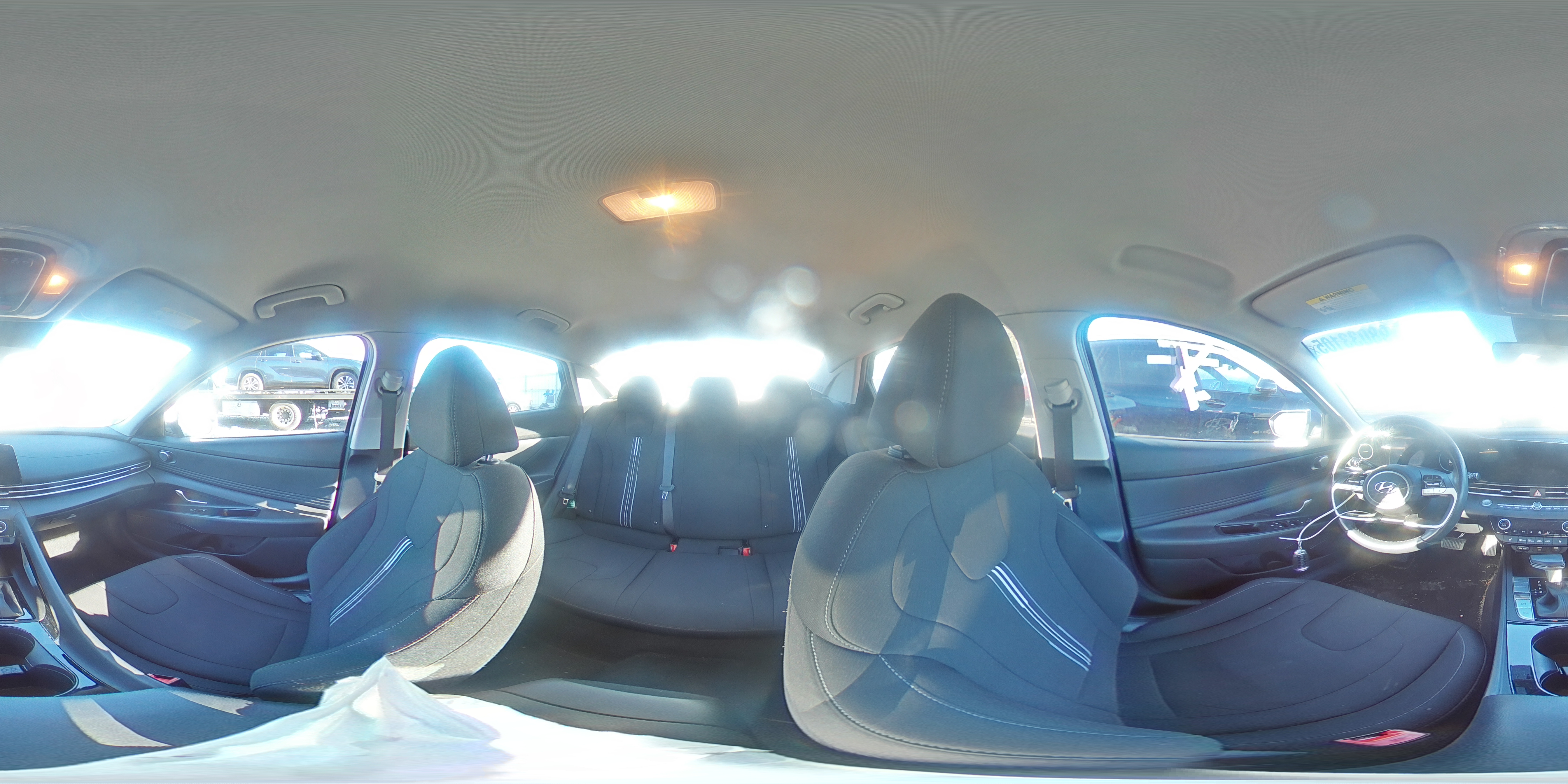 2023 Hyundai Elantra Sel VIN: KMHLS4AG4PU611562 Lot: 98033105